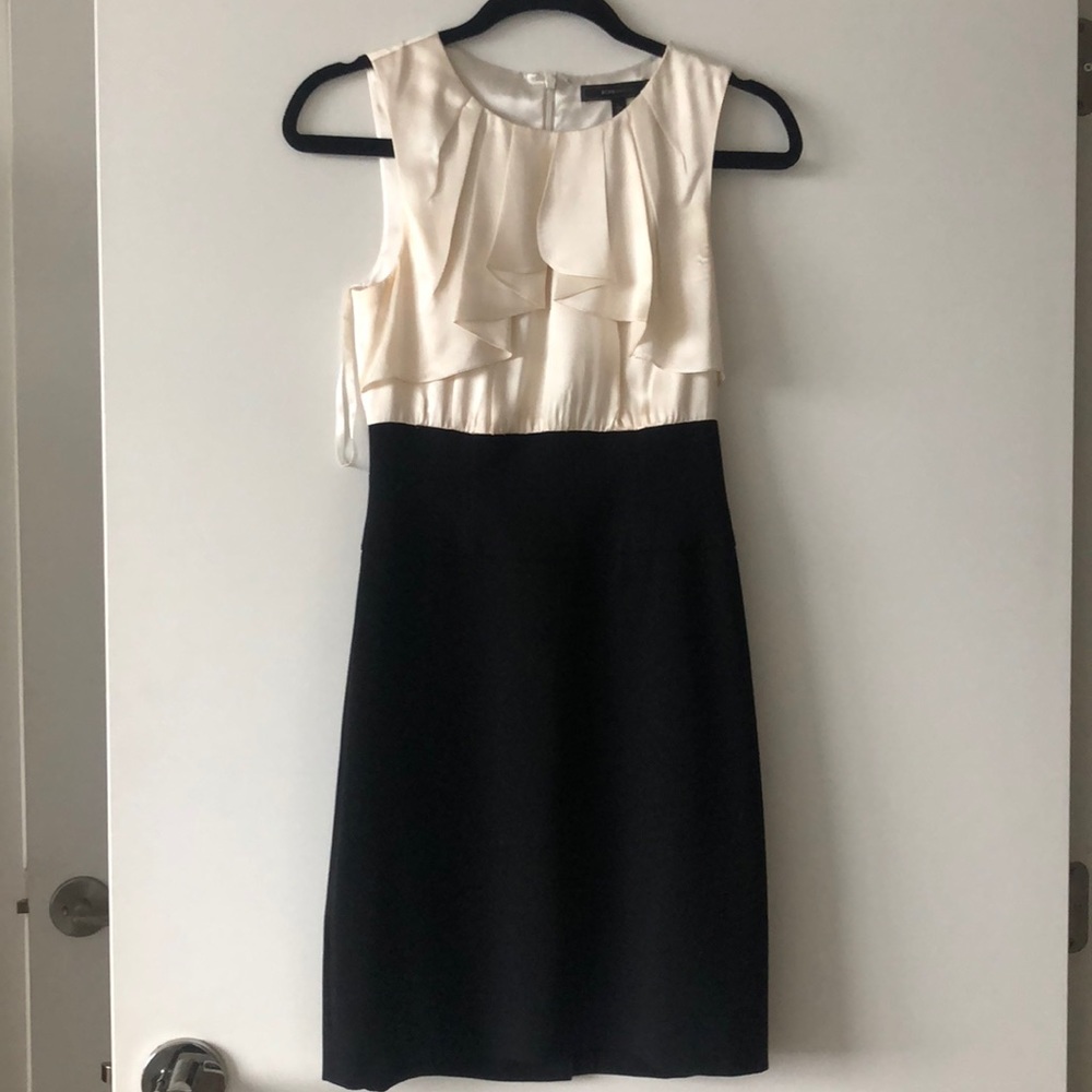 BCBG SIZE 0 black and white dress